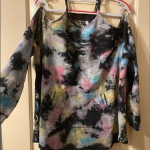 Lightweight cold shoulder sweater. Torrid brand, worn twice.